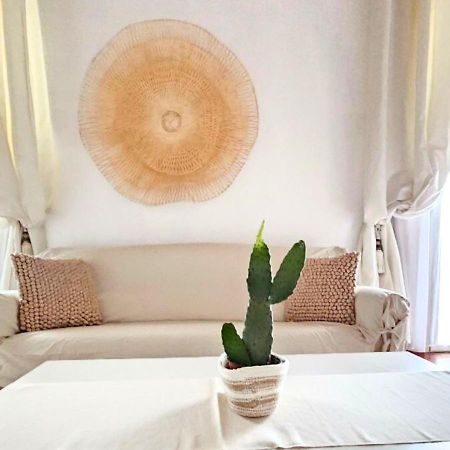 ホテル Apulia Journey - Manzoni 11 バーリ エクステリア 写真