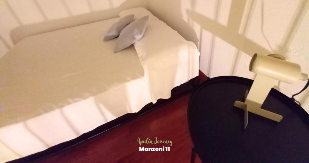 ホテル Apulia Journey - Manzoni 11 バーリ エクステリア 写真